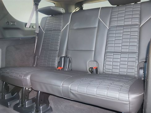 Certified 2024 Cadillac Escalade ESV Sport Platinum w/ LPO, ONYX Package AWD/4WD image 15