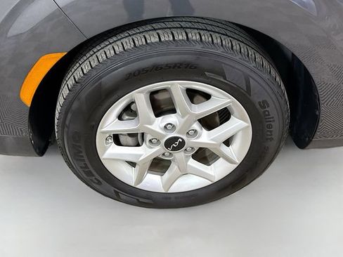 Used 2024 Kia Soul LX w/ Option Group 015 image 28