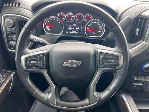 Used 2021 Chevrolet Silverado 1500 LT Trail Boss w/ Convenience Package II AWD/4WD image 15