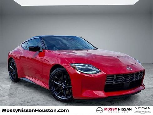 Certified 2025 Nissan Z Performance w/ Floor Mat Package RWD image 1