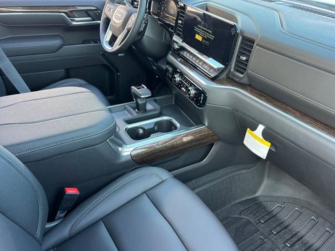 New 2026 GMC Sierra 1500 Elevation w/ Elevation Premium Package image 14