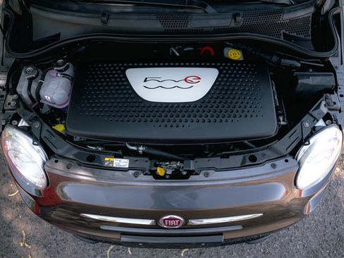 Used 2015 FIAT 500 e FWD image 49