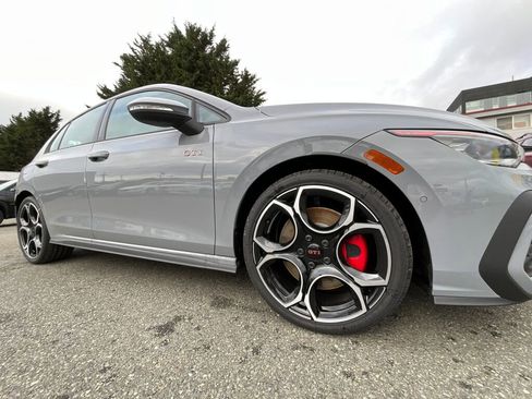 New 2026 Volkswagen GTI Autobahn image 10