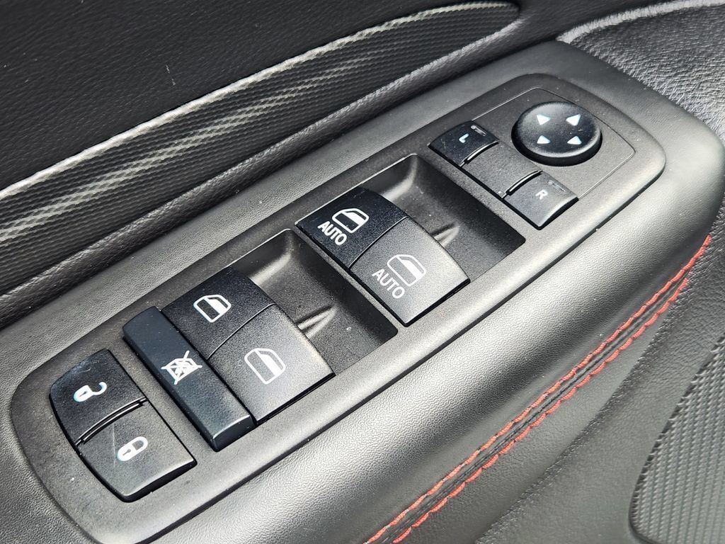 Used 2024 Dodge Durango GT AWD/4WD image 14
