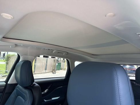 Certified 2020 Lincoln Corsair Reserve w/ Beyond Blue Interior Package FWD image 37