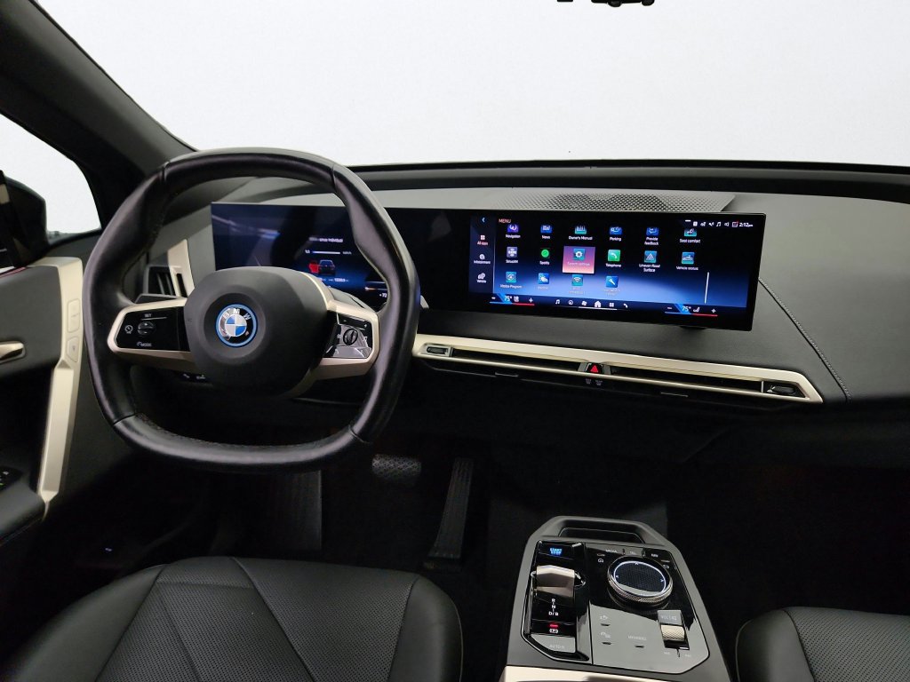 Used 2024 BMW iX xDrive50 w/ Sport Package AWD/4WD image 28