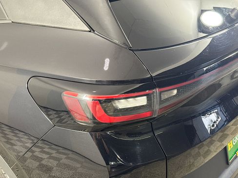 Used 2023 Volkswagen ID.4 Pro image 36