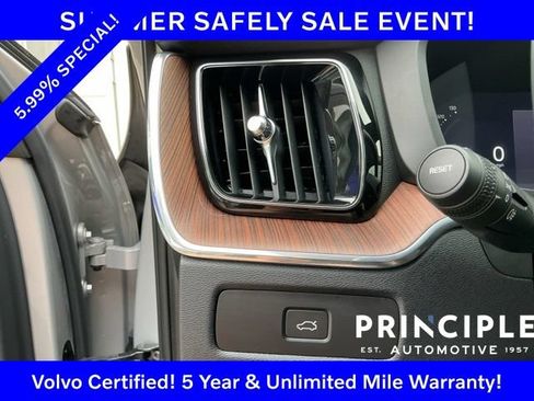 Certified 2023 Volvo XC60 B5 Plus w/ Climate Package AWD/4WD image 26