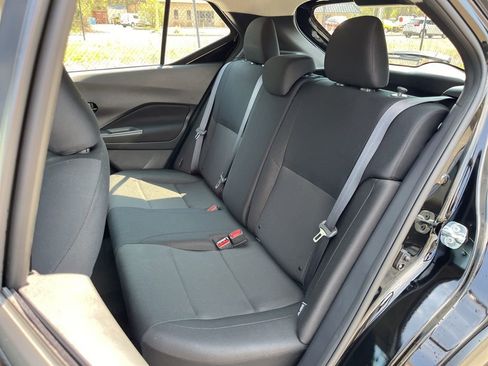 Certified 2025 Nissan Kicks Play S image 19