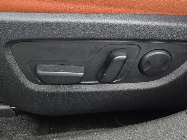 Used 2024 MAZDA CX-30 Carbon AWD/4WD image 27