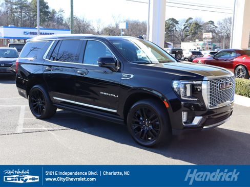 Used 2021 GMC Yukon Denali w/ Denali Premium Package image 1