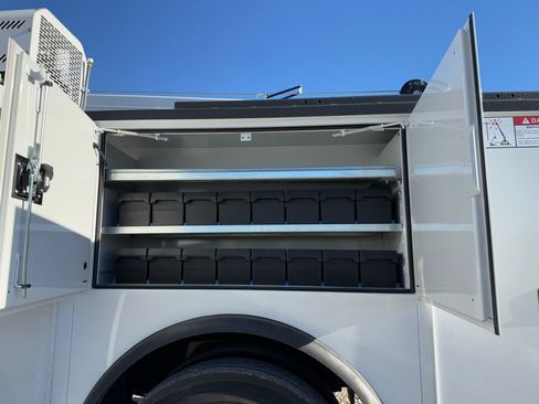 New 2026 Ford F750 2WD SuperCab Super Duty image 41