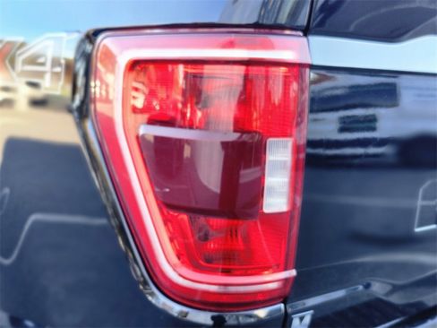 Used 2022 Ford F150 XLT image 9