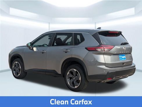 Used 2024 Nissan Rogue SV FWD image 4
