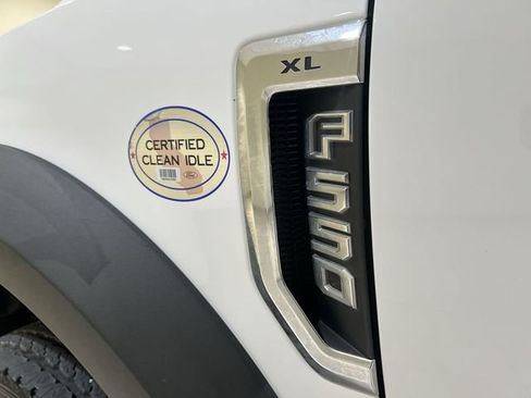 Used 2022 Ford F550 4x4 Crew Cab Super Duty w/ Power Equipment Group image 25