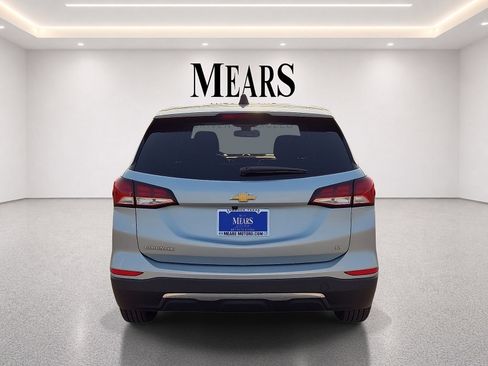 Used 2022 Chevrolet Equinox LT FWD image 4