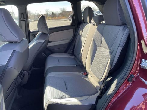 Used 2026 Subaru Forester Premium AWD/4WD image 3