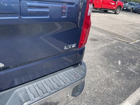Used 2019 Chevrolet Silverado 1500 LTZ w/ LTZ Plus Package AWD/4WD image 7