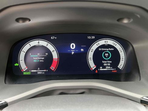 Used 2025 Toyota Camry XSE image 7