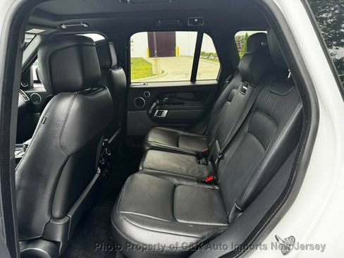 Used 2018 Land Rover Range Rover HSE AWD/4WD image 16