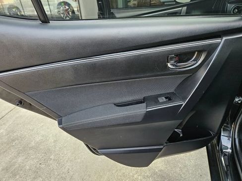 Used 2019 Toyota Corolla LE FWD image 14