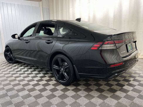 Used 2024 Honda Accord Sport image 43