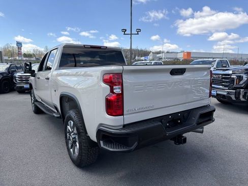 New 2026 Chevrolet Silverado 2500 Custom w/ Custom Value Package AWD/4WD image 9