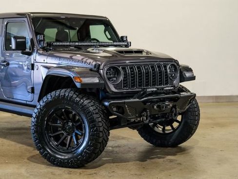 Used 2025 Jeep Wrangler Unlimited Rubicon 392 image 35