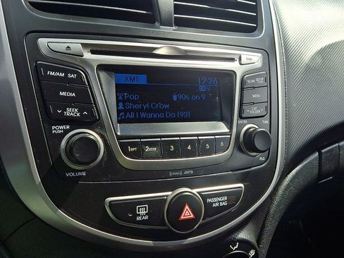 Used 2015 Hyundai Accent GS FWD image 18