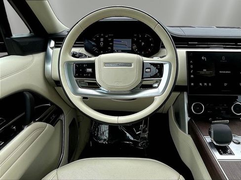 Used 2023 Land Rover Range Rover Long Wheelbase Autobiography AWD/4WD image 8