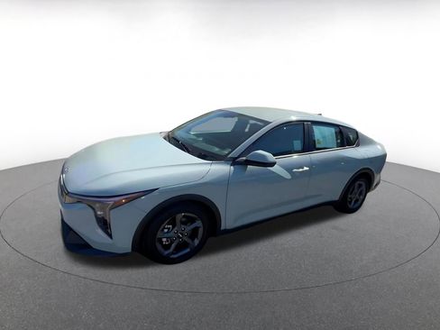 Used 2025 Kia K4 LXS image 8