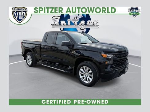 Used 2023 Chevrolet Silverado 1500 Custom image 1