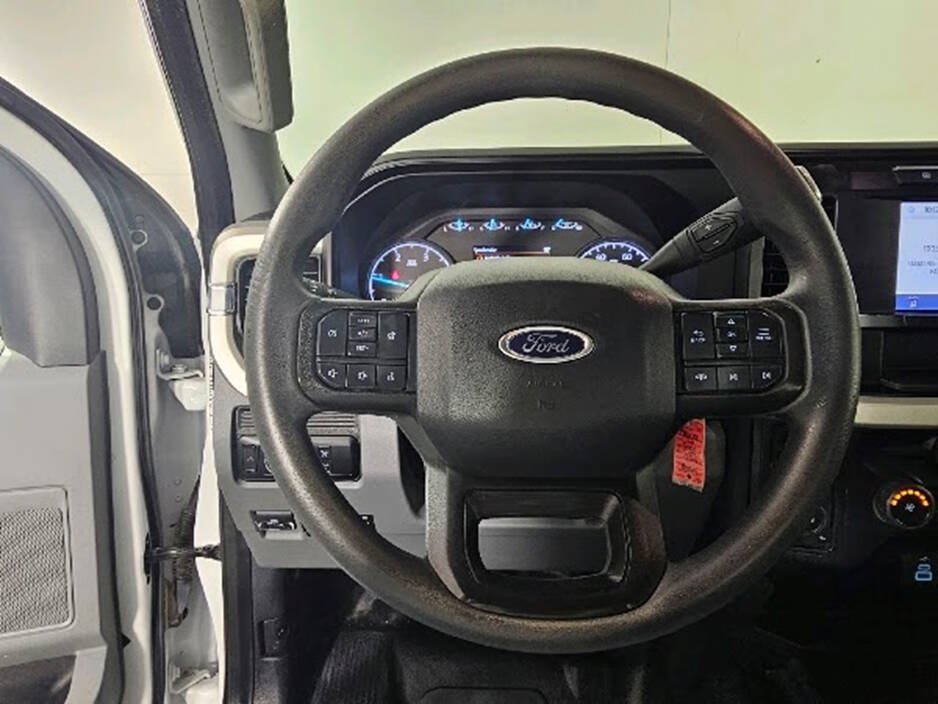 Used 2023 Ford F250 XL w/ FX4 Off-Road Package AWD/4WD image 16