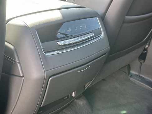 Used 2025 Cadillac Escalade Sport AWD/4WD image 41