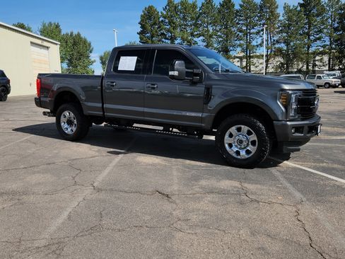 Used 2019 Ford F350 Lariat w/ Lariat Ultimate Package AWD/4WD image 13