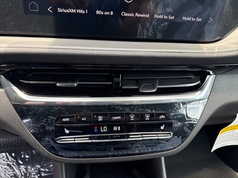 New 2025 Buick Envista Avenir image 15