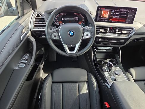 Used 2023 BMW X4 xDrive30i w/ Premium Package image 12