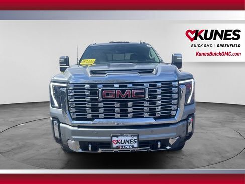 New 2026 GMC Sierra 2500 Denali w/ Denali Reserve Package AWD/4WD image 12