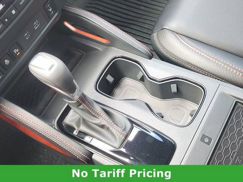 Certified 2025 Nissan Frontier PRO-4X w/ Pro Premium Package AWD/4WD image 18