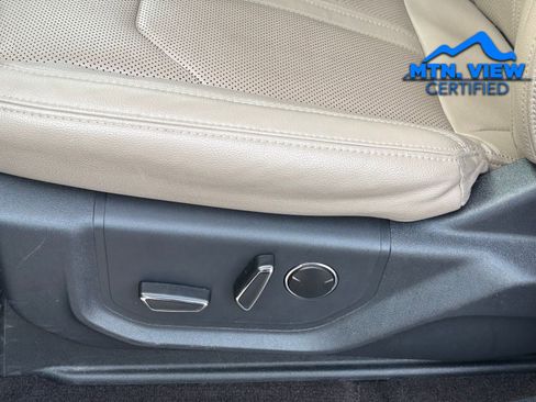 Used 2023 Ford Expedition Max Limited image 19