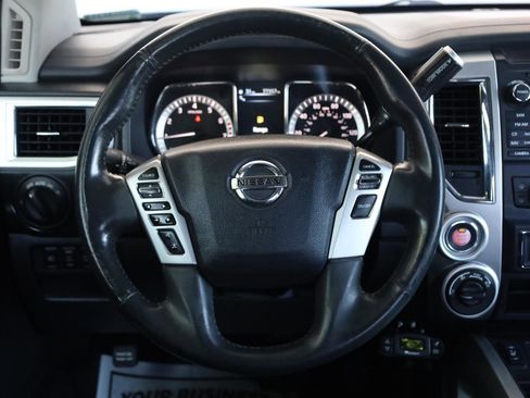 Used 2017 Nissan Titan SV AWD/4WD image 24