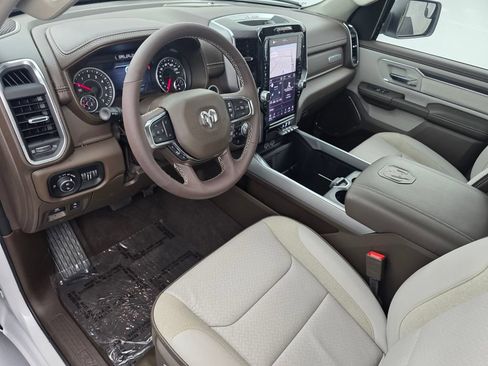 Used 2026 RAM 1500 Laramie AWD/4WD image 10