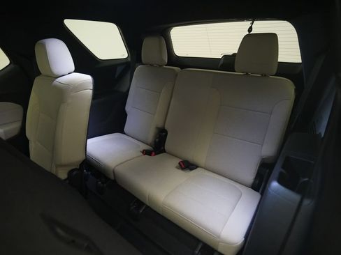 Used 2023 Chevrolet Traverse LS w/ Safety Package AWD/4WD image 16