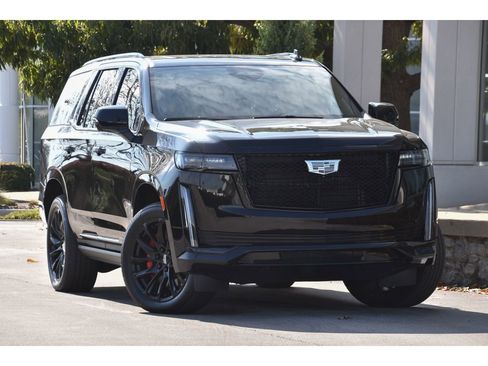 Used 2024 Cadillac Escalade Sport Platinum w/ LPO, ONYX Package image 1