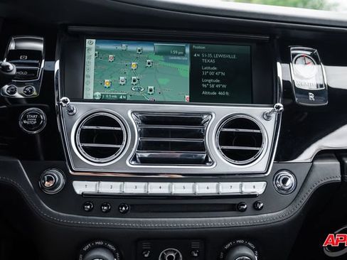 Used 2015 Rolls-Royce Wraith RWD image 15