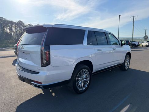 Used 2021 Cadillac Escalade ESV Premium Luxury w/ Driver Assist Tech Package image 4