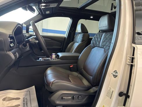 New 2026 Honda Pilot Black Edition image 9