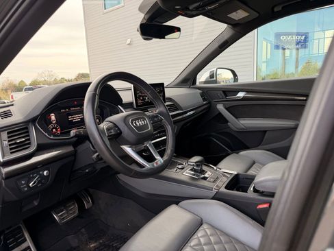 Used 2018 Audi SQ5 Prestige AWD/4WD image 13