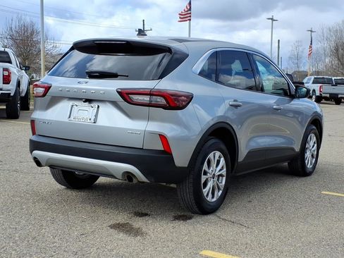 Certified 2023 Ford Escape Active AWD/4WD image 7
