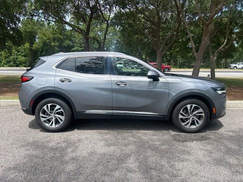 Used 2022 Buick Envision Essence w/ Technology Package I FWD image 5